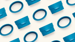 Pattern of blue Luii Go frames on a cream background.